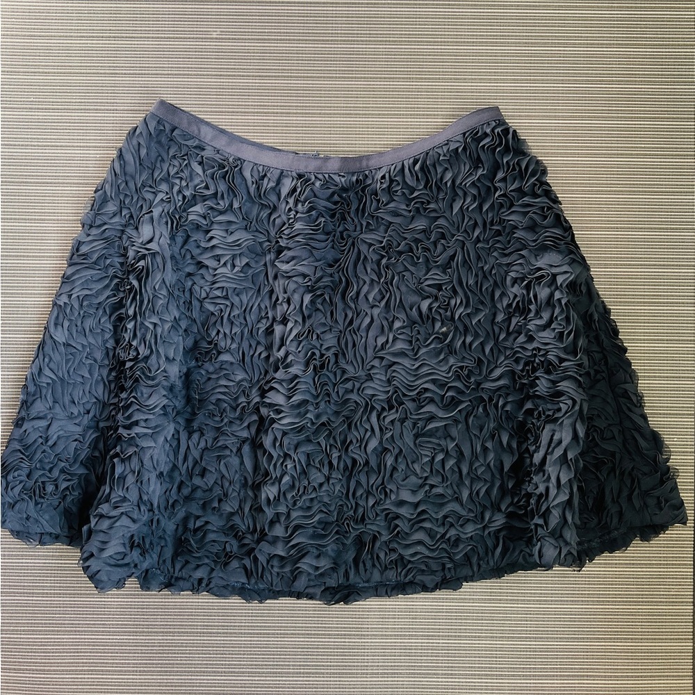 *NWT* Club Monaco ruffled skirt (size 8)